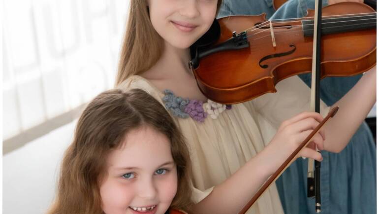 Geige, Bratsche und Geigenensemble